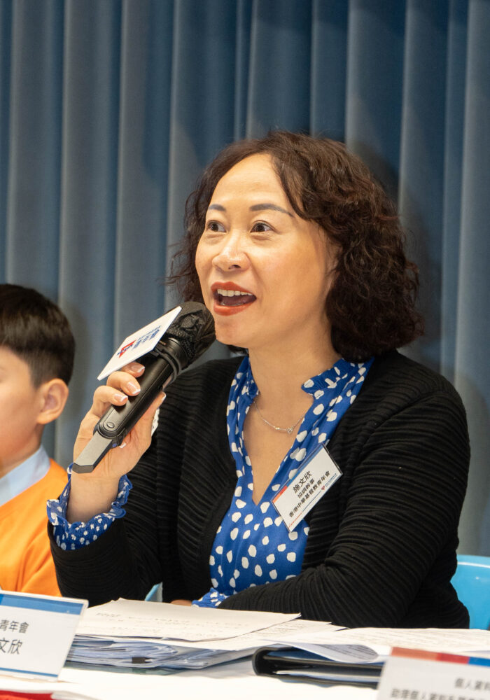 附圖二:香港中華基督教青年會協調幹事施文欣女士提醒家長每次在網上分享子女的資訊之前,亦應該先徵求子女同意。