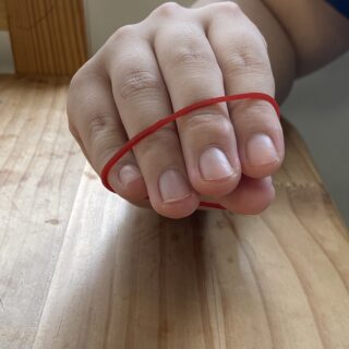 Finger_E_1